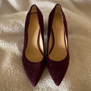 Nine West burgundy/wine heels